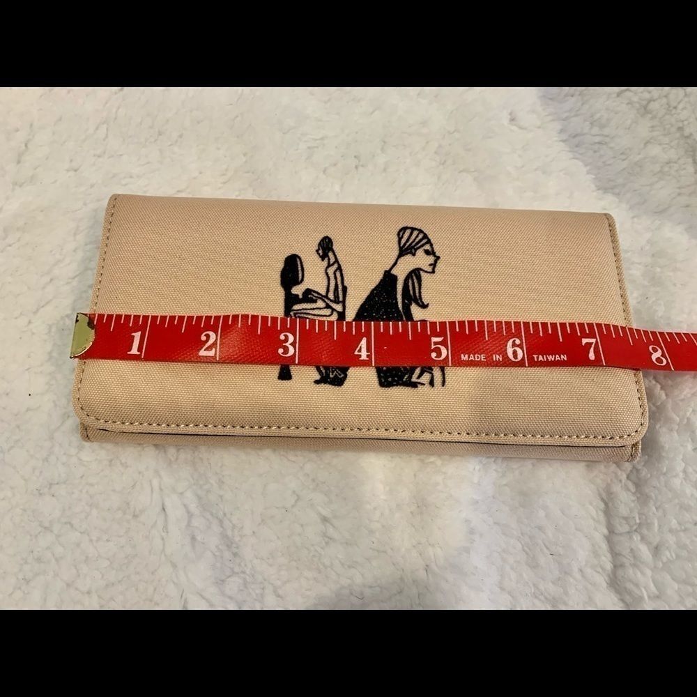 NWT Trifold Wallet - Picture 9 of 10